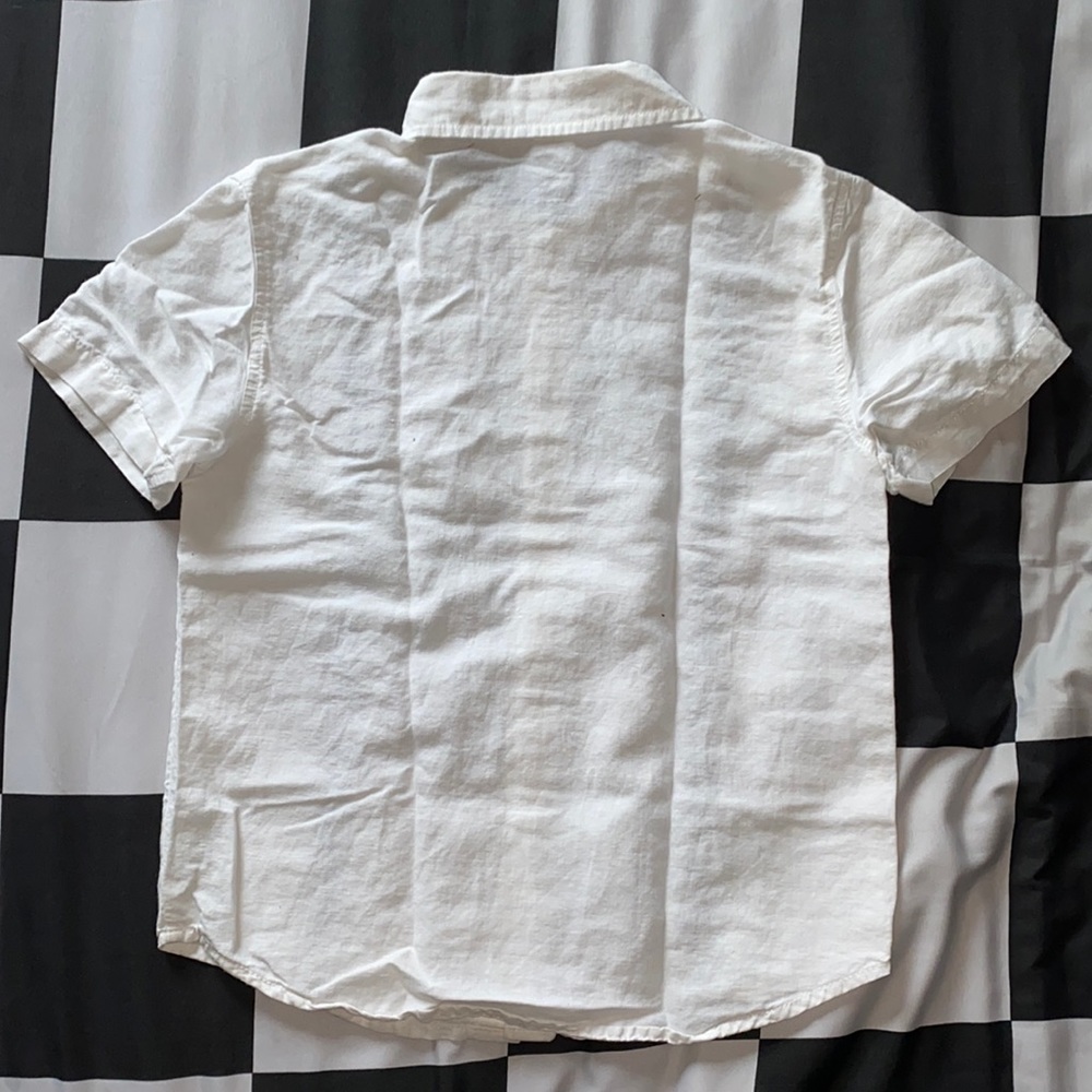 White button down shirt - Picture 2 of 4
